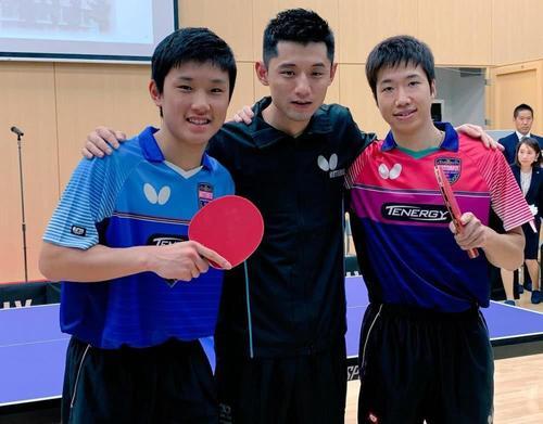 这版本想低调,可实力不允许!小怪爆一切，1分不充也能玩爽！.